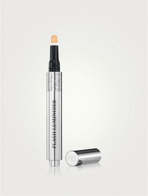 DIOR Flash Luminizer Radiance Booster Pen Limited .